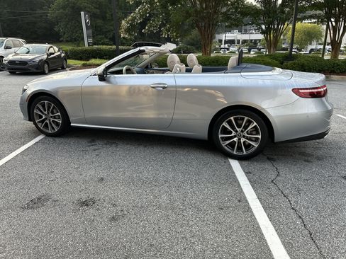 Used 2023 Mercedes-Benz E 450 Cabriolet image 61