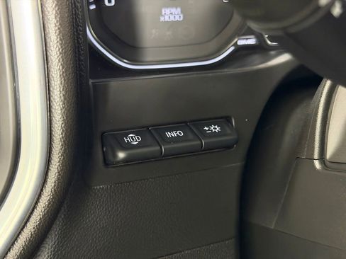 Used 2020 GMC Sierra 2500 AT4 w/ Technology Package image 27