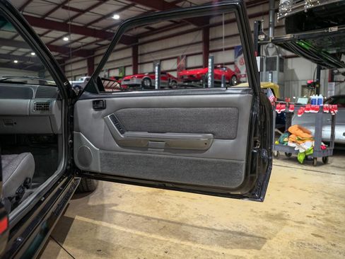 Used 1989 Ford Mustang GT image 37