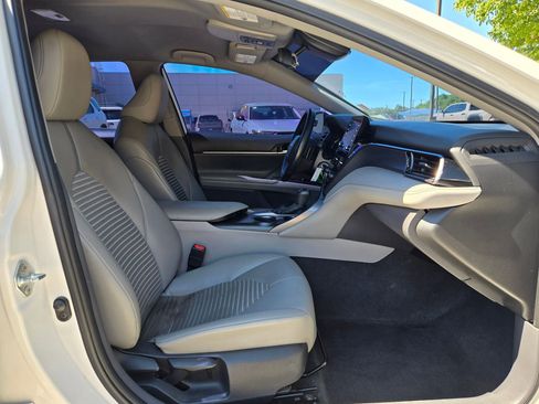 Used 2022 Toyota Camry SE FWD image 27