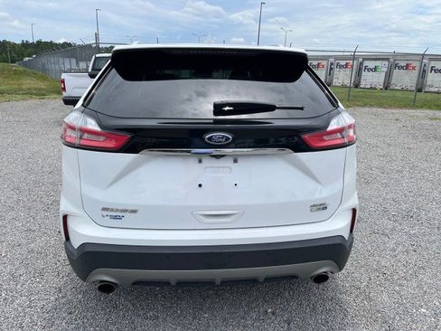 Used 2019 Ford Edge SEL w/ Equipment Group 201A AWD/4WD image 8