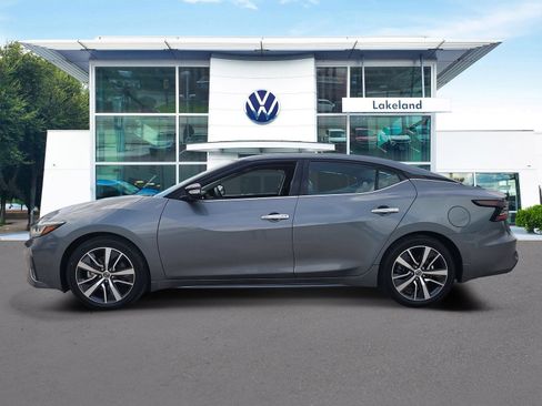 Used 2019 Nissan Maxima 3.5 SV w/ Illumination Package FWD image 5