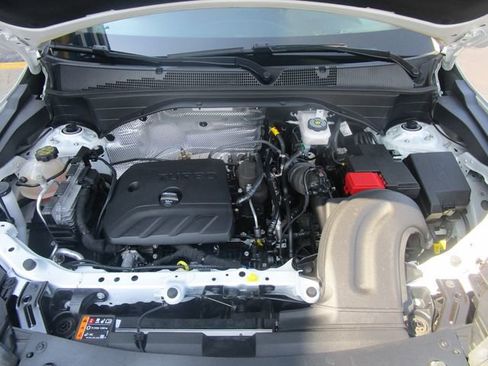 Used 2023 Chevrolet TrailBlazer LT w/ Convenience Package image 8