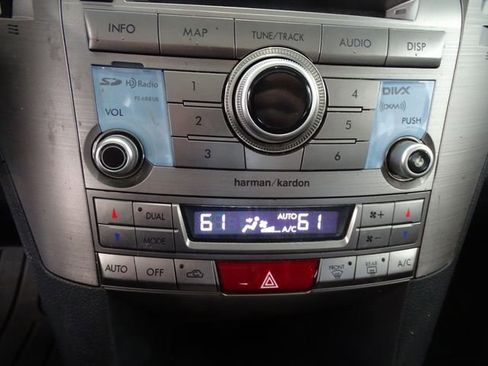 Used 2013 Subaru Outback 2.5i Limited AWD/4WD image 14