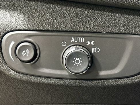 Used 2024 Chevrolet TrailBlazer LS w/ LS Convenience Package AWD/4WD image 11