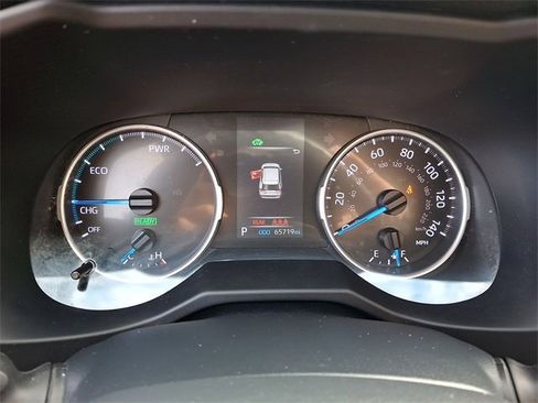 Certified 2020 Toyota RAV4 LE image 20