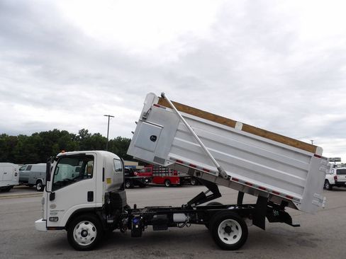 Used 2024 Chevrolet Low Cab Forward 5500HD RWD image 66