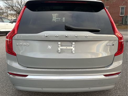 Used 2024 Volvo XC90 B6 Plus w/ Protection Package Premier image 4