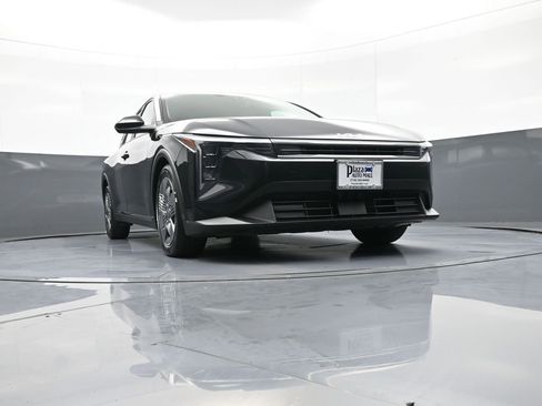 Used 2025 Kia K4 FWD image 27