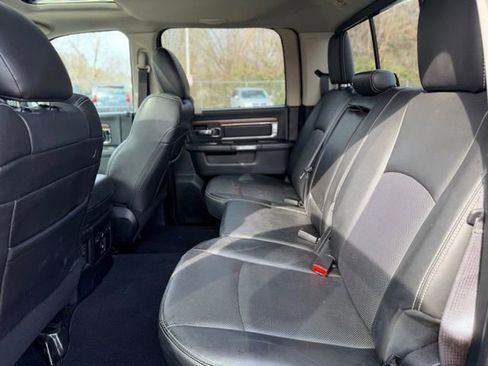 Used 2015 RAM 1500 Laramie w/ Convenience Group image 25