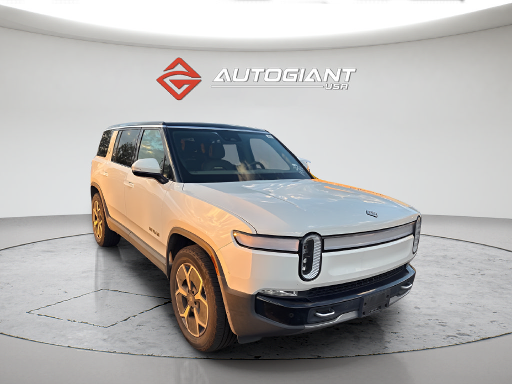 Used 2023 Rivian R1S Adventure Quad AWD/4WD image 4