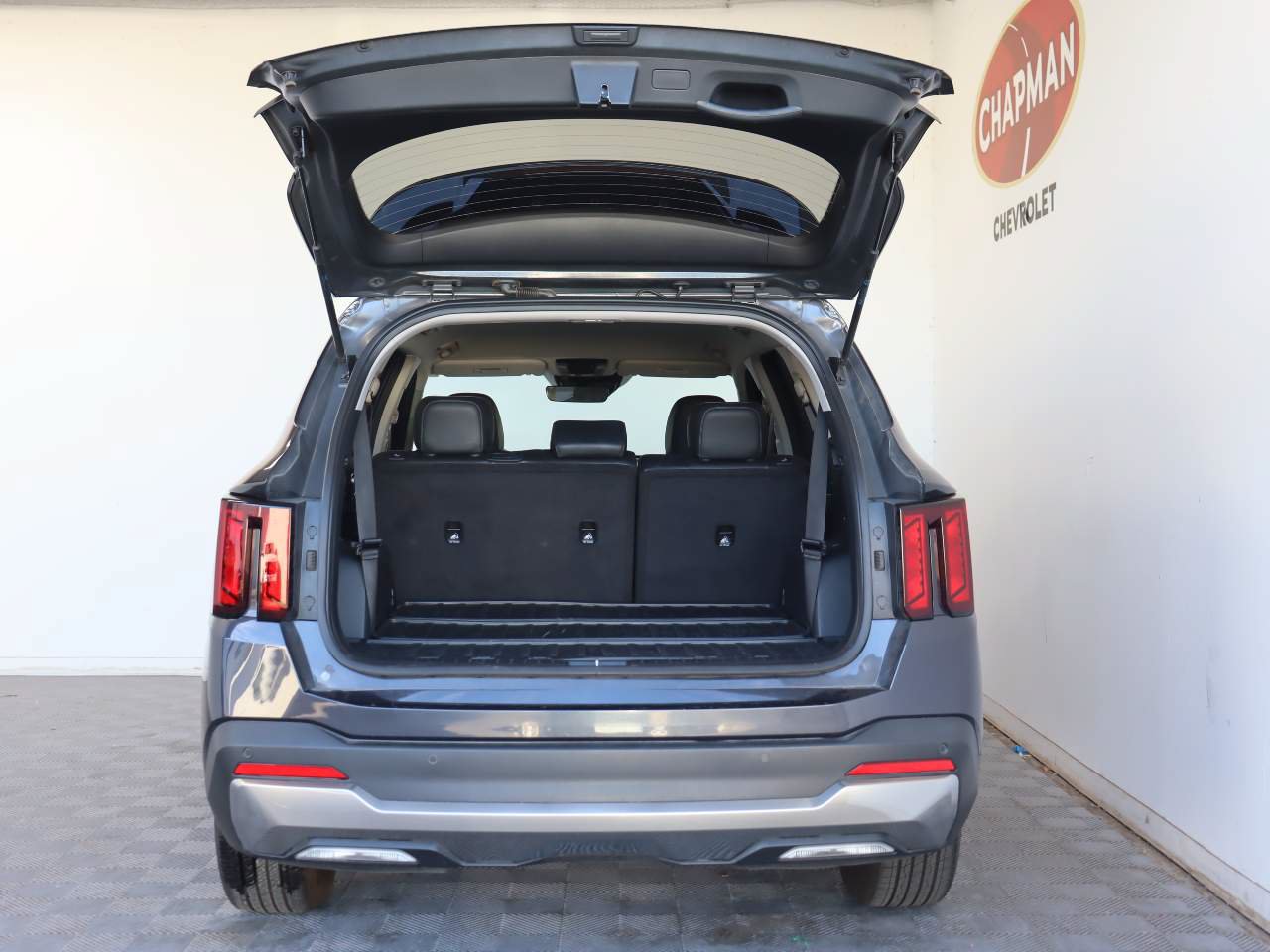 Used 2025 Kia Sorento S FWD image 5