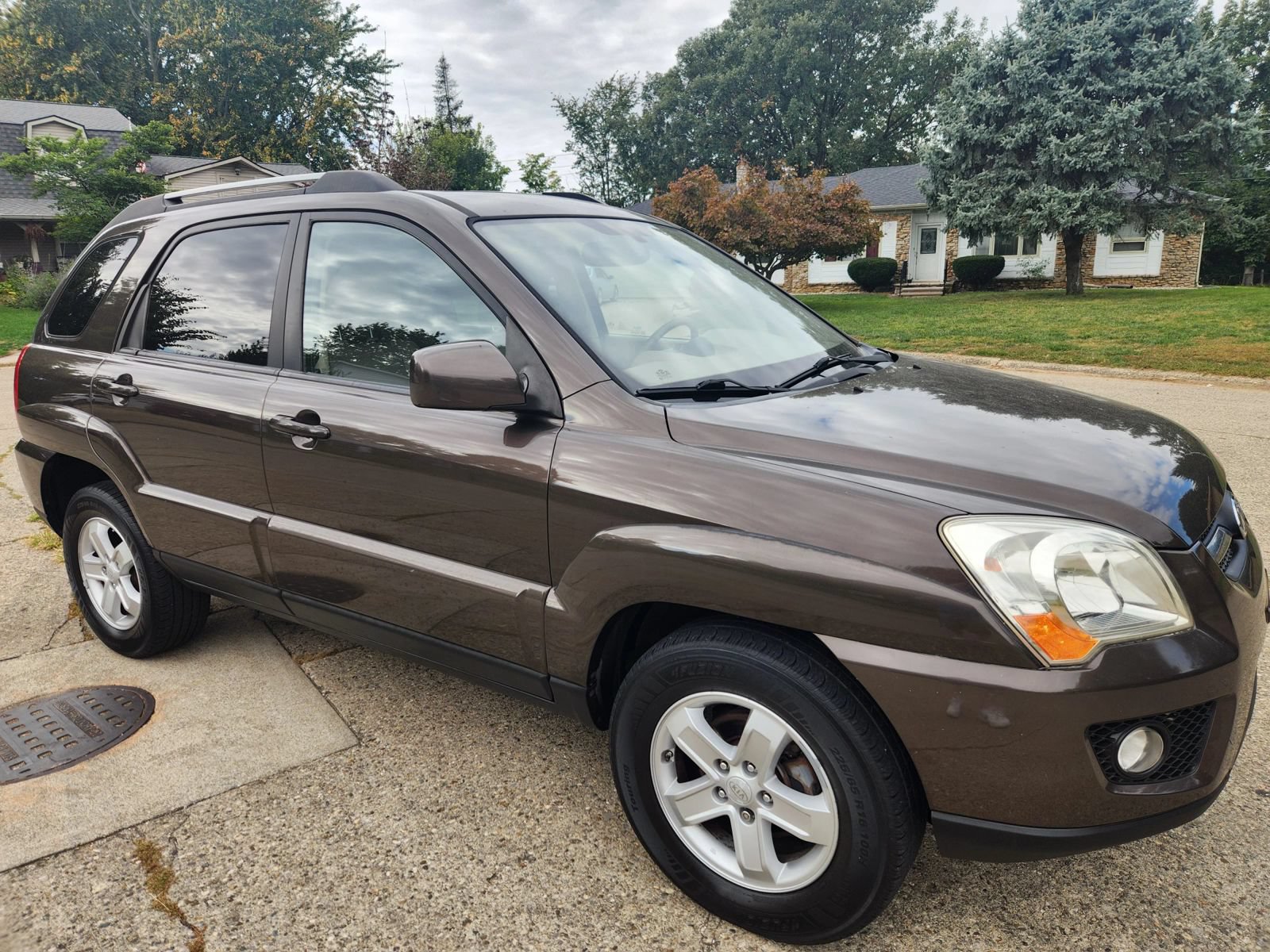 Used 2009 Kia Sportage EX w/ Luxury Pkg AWD/4WD image 7