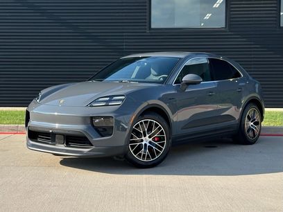 New 2025 Porsche Macan 4S Electric
