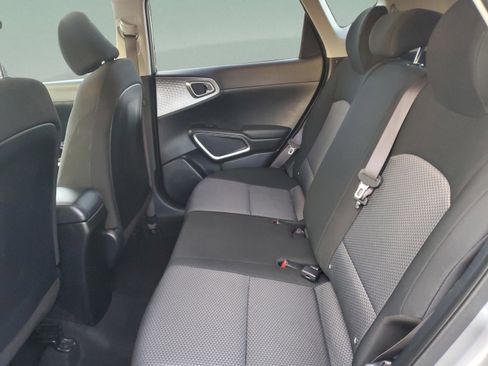 Certified 2024 Kia Soul LX w/ Option Group 015 FWD image 7