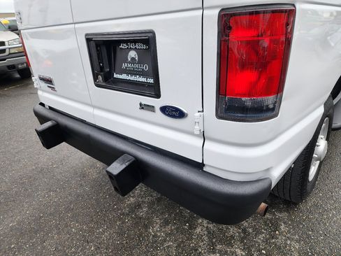 Used 2014 Ford E-250 and Econoline 250 E-250 w/ Power Group image 35
