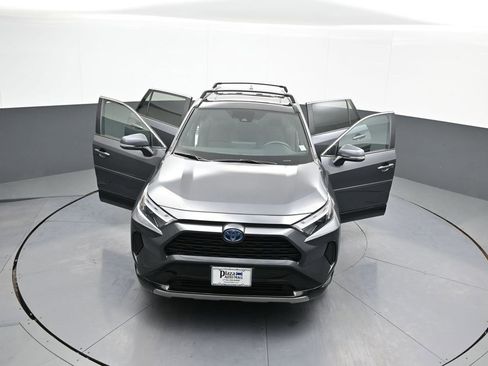 Certified 2024 Toyota RAV4 SE image 47