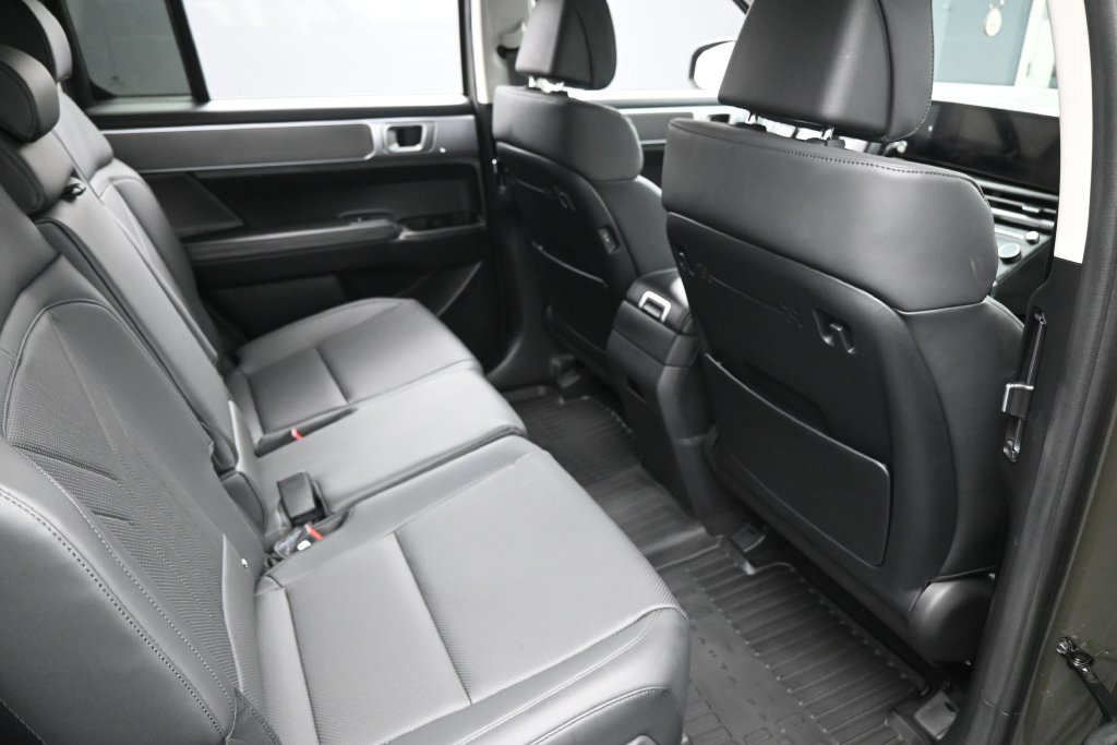 Used 2026 Hyundai Santa Fe SEL FWD image 27