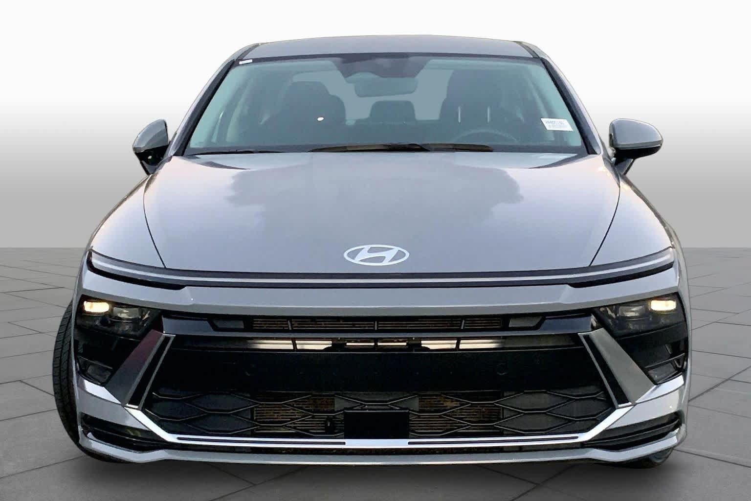 Used 2024 Hyundai Sonata SEL FWD image 4