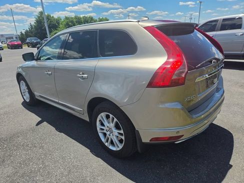Used 2016 Volvo XC60 T5 Platinum w/ Climate Package AWD/4WD image 12