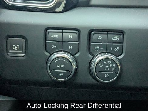 Used 2024 GMC Sierra 1500 Denali w/ Technology Package image 25