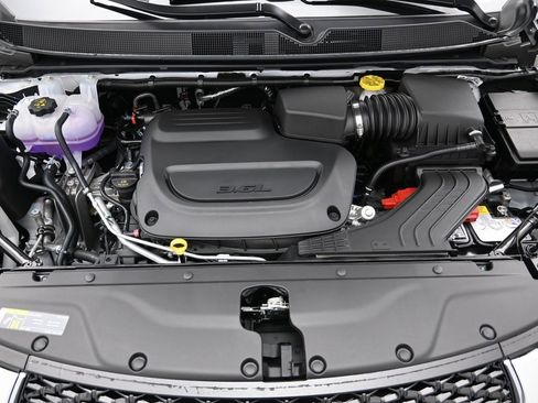 New 2026 Chrysler Pacifica Select image 26