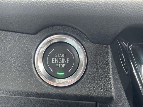 New 2026 Chevrolet Traverse LT w/ Midnight/Sport Edition image 11