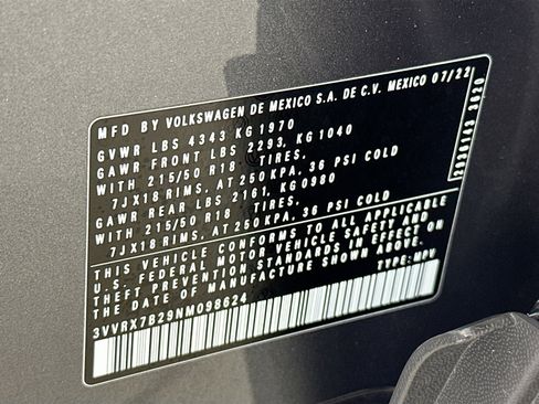 Used 2022 Volkswagen Taos SE image 30