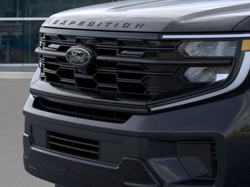 New 2026 Ford Expedition Max Platinum image 19