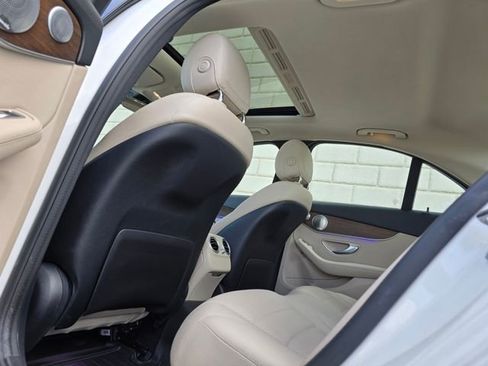 Used 2021 Mercedes-Benz C 300 4MATIC Sedan image 31