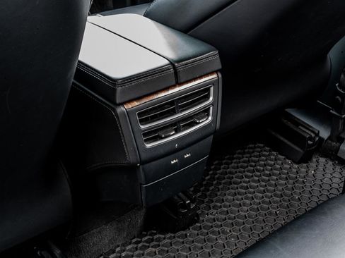 Used 2019 Tesla Model X 75D image 37