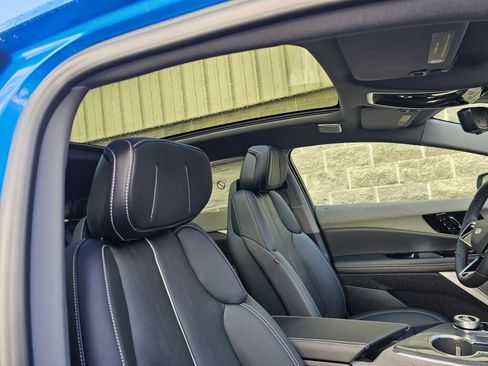 New 2026 Cadillac Optiq Luxury 2 image 16