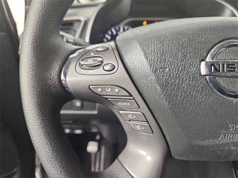 Used 2021 Nissan Murano S image 17