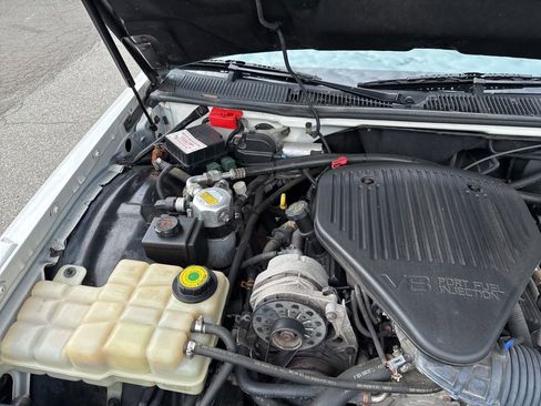 Used 1995 Cadillac Fleetwood Brougham image 44