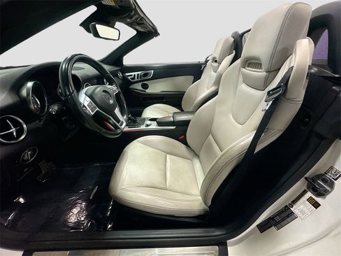 Used 2015 Mercedes-Benz SLK 350 SLK 350 image 23
