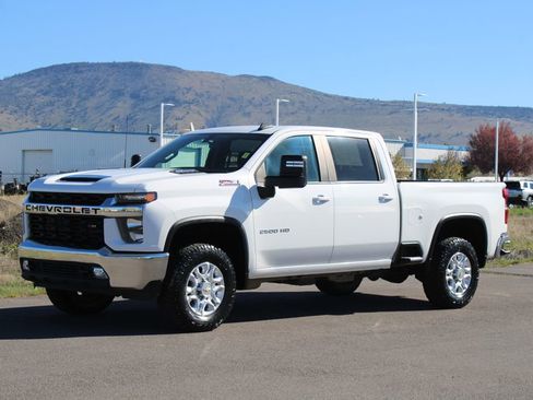 Used 2023 Chevrolet Silverado 2500 LT w/ Convenience Package image 8