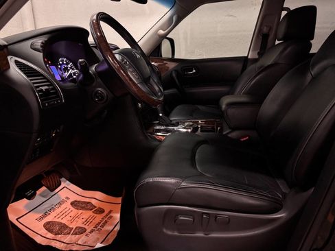 Used 2017 INFINITI QX80 2WD w/ Driver Assistance Package image 14