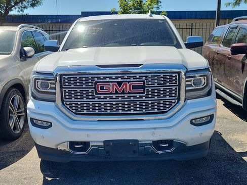 Used 2018 GMC Sierra 1500 Denali w/ Denali Ultimate Package AWD/4WD image 2