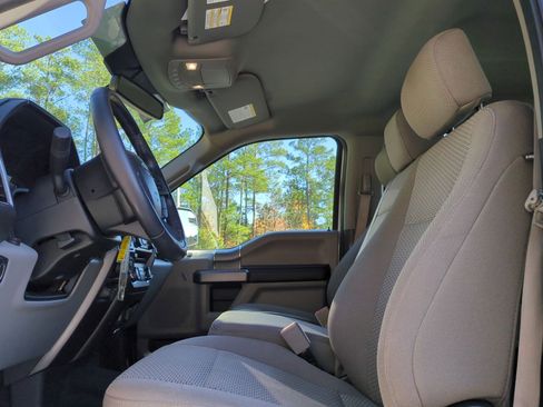 Used 2018 Ford F150 XLT w/ Equipment Group 301A Mid image 16