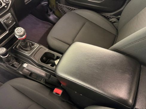 Used 2023 Jeep Gladiator Sport AWD/4WD image 24