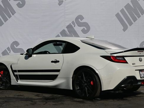 Used 2024 Toyota GR86 TRUENO Edition image 7