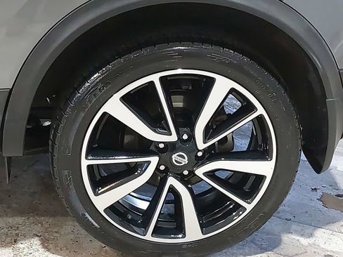 Used 2018 Nissan Rogue Sport SL w/ SL Premium Package AWD/4WD image 33