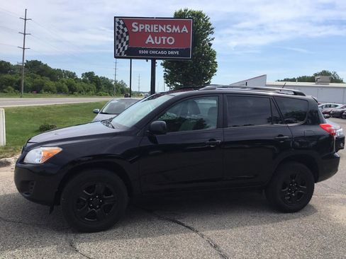 Used 2012 Toyota RAV4 FWD w/ Value Pkg image 11
