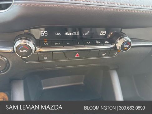 Used 2024 MAZDA MAZDA3 s image 4