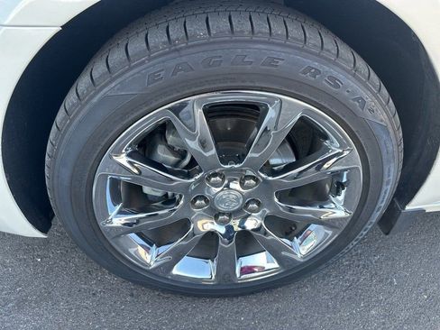 Used 2014 Buick LaCrosse Premium w/ Driver Confidence Package image 8