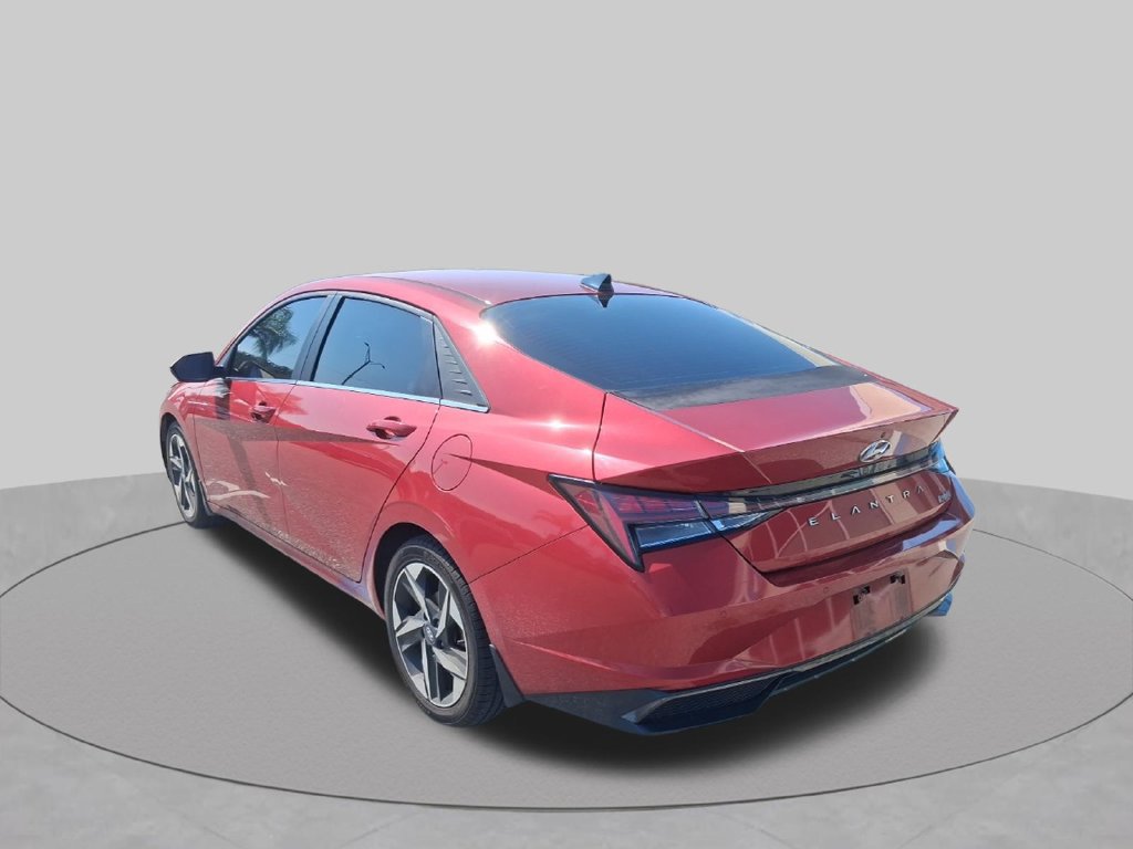 Used 2022 Hyundai Elantra Limited FWD image 9