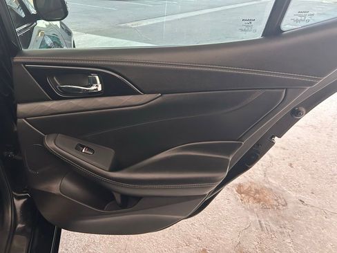 Used 2018 Nissan Maxima 3.5 SV image 24