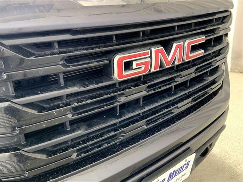 Used 2022 GMC Sierra 1500 Elevation AWD/4WD image 7