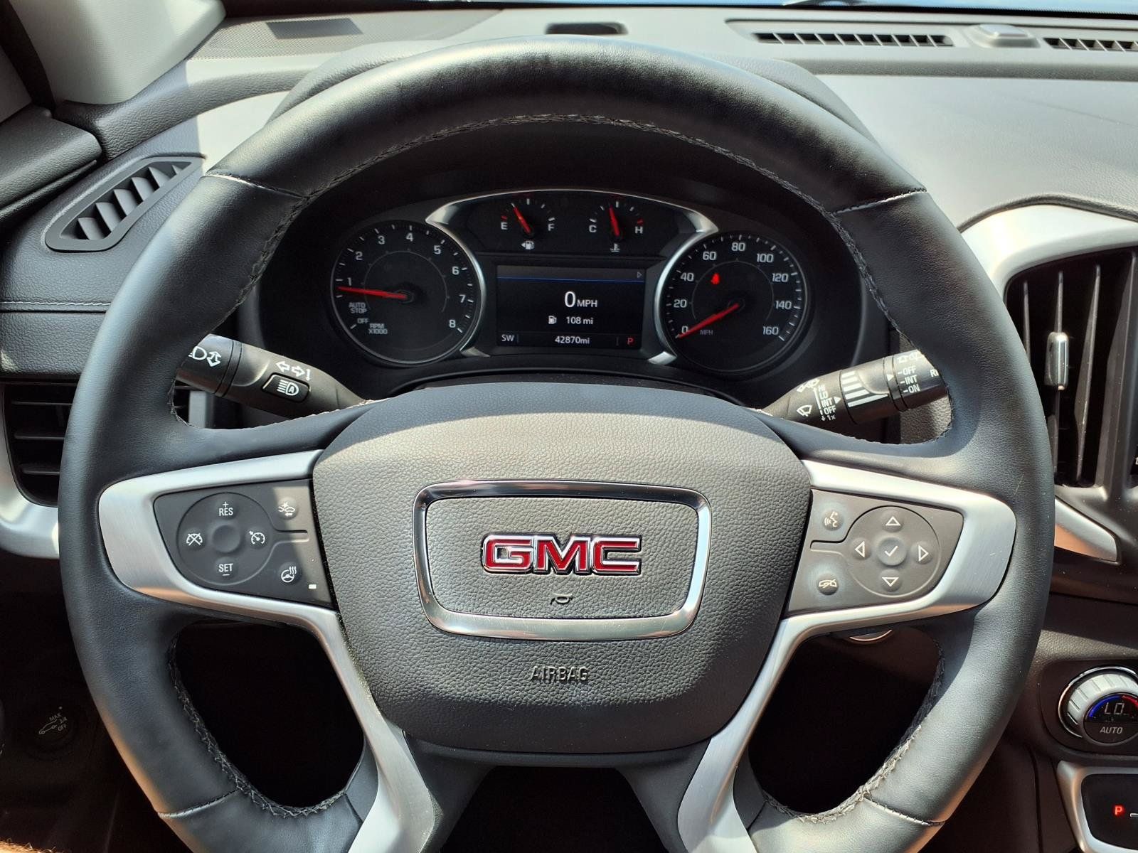 Used 2024 GMC Terrain SLT w/ Elevation Edition FWD image 14
