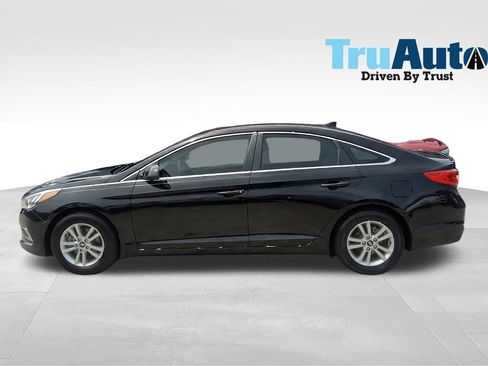 Used 2017 Hyundai Sonata SE FWD image 4